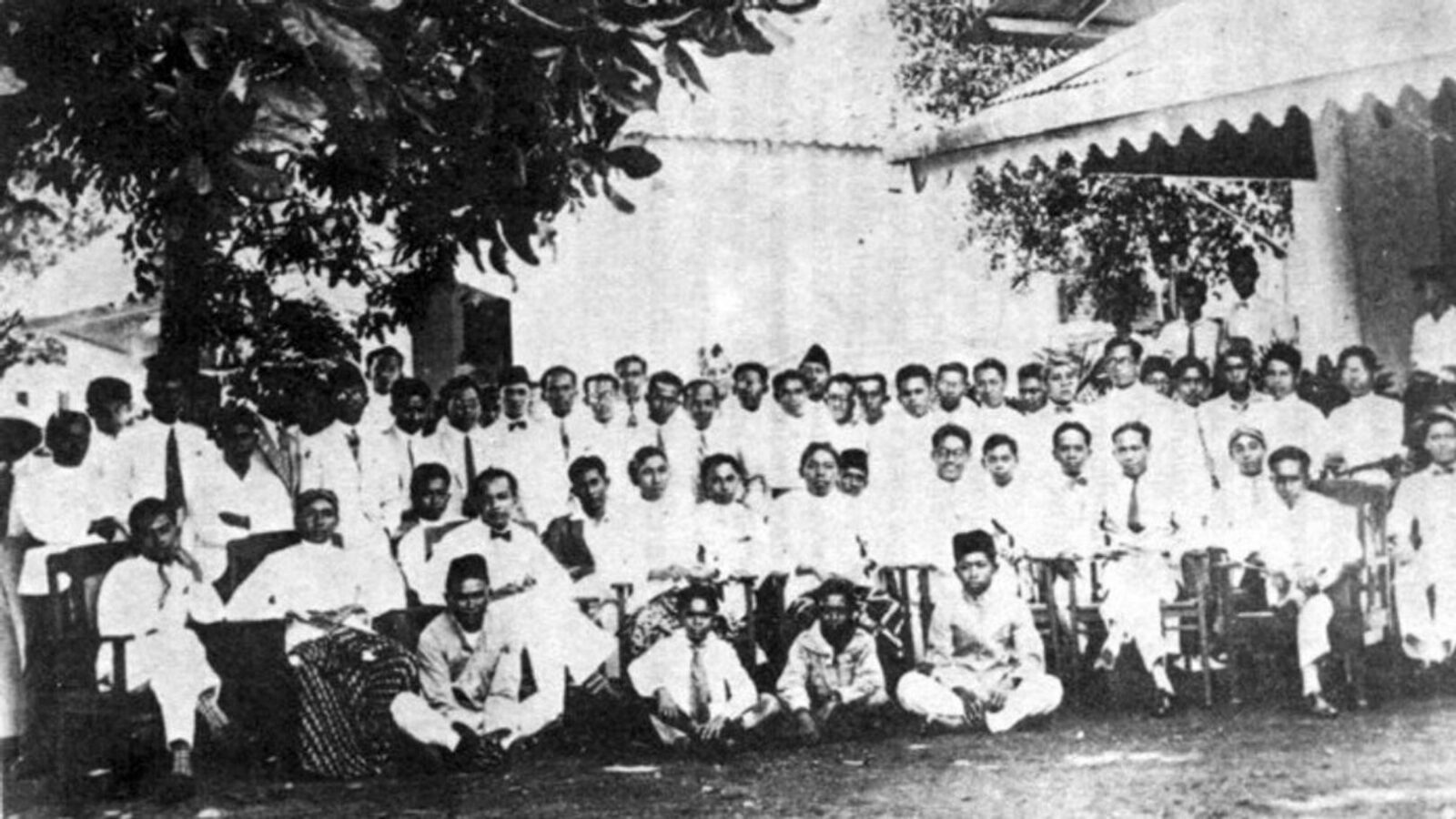 Kronologis Peristiwa Sumpah Pemuda Jejak Sejarah yang Menginspirasi Persatuan Bangsa