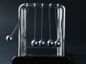 Contoh Hukum Newton 1 dalam Kehidupan Sehari-hari yang Mudah Dipahami