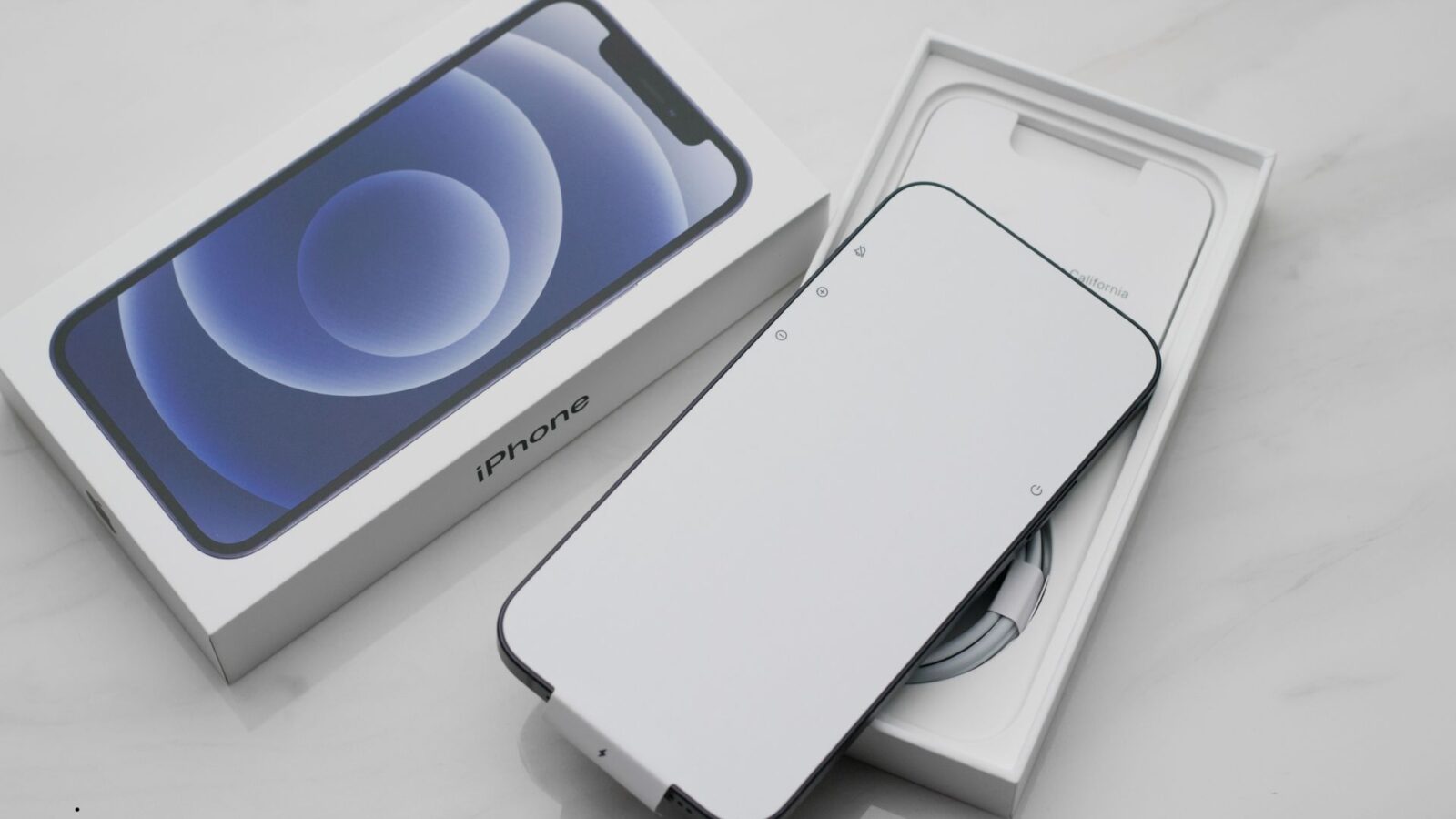 iPhone SE 4 Harga dan Spesifikasi: Apa yang Perlu Anda Ketahui Sebelum Membelinya