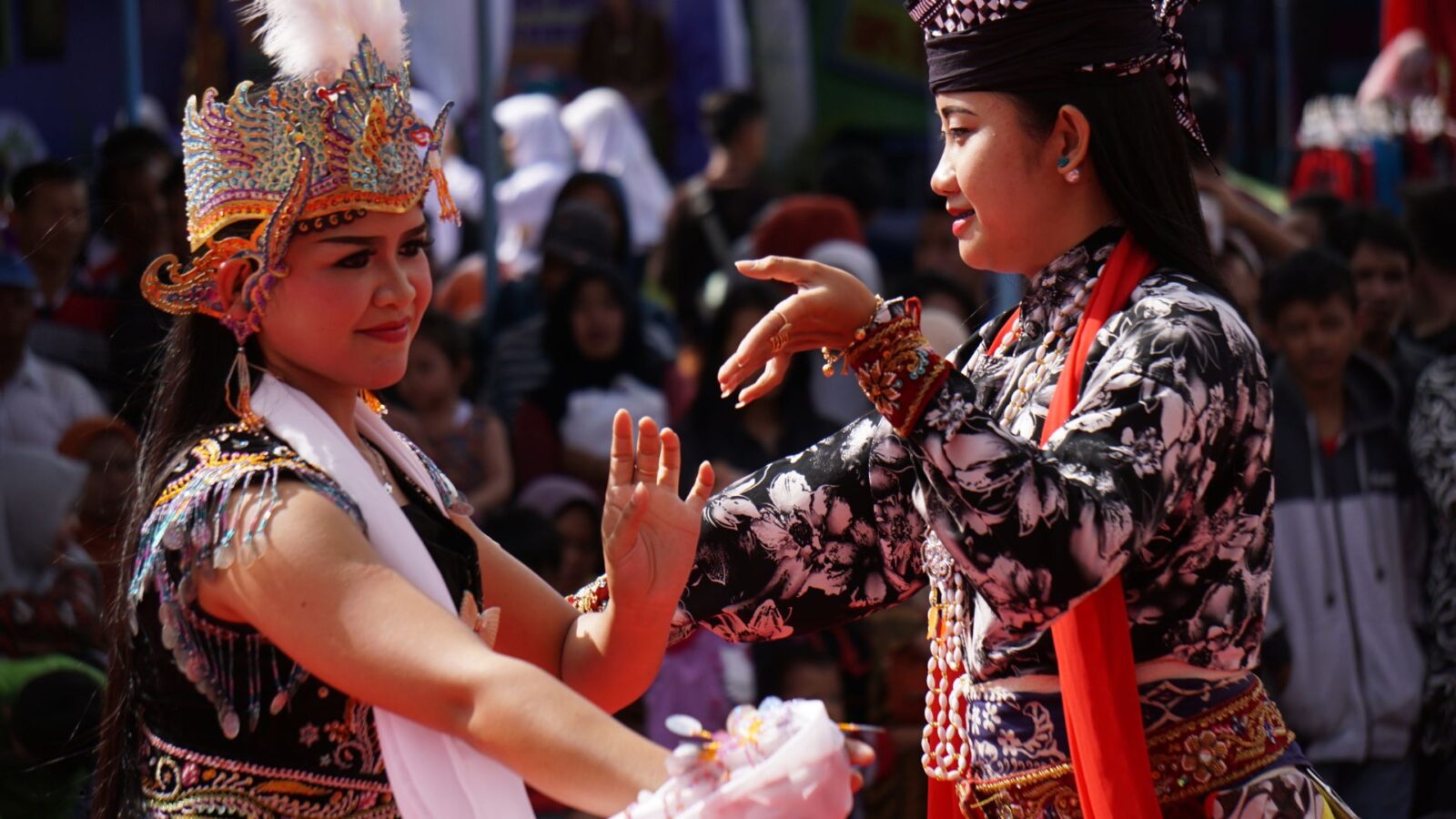 KKN Desa Penari Asli: Fakta, Cerita Nyata, dan Klarifikasi yang Perlu Anda Tahu