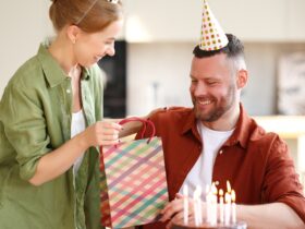 Ucapan Ulang Tahun untuk Suami: Cara Sederhana Membuatnya Merasa Istimewa