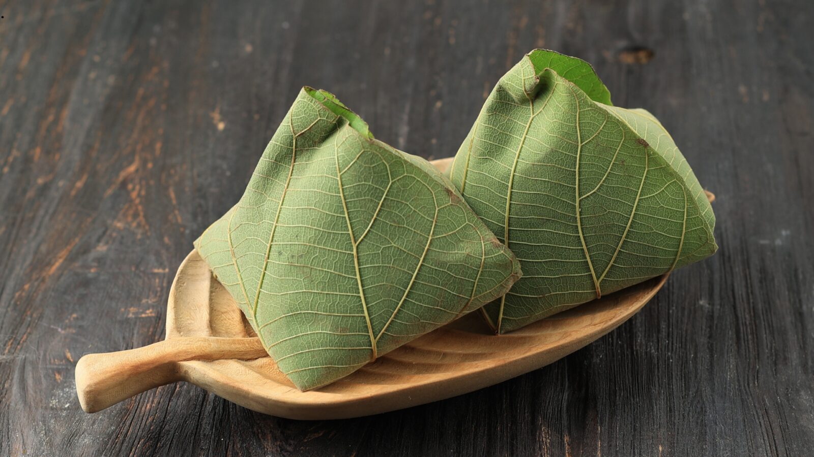 Menikmati Nasi Jamblang Khas Cirebon yang Unik