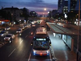 Transjakarta Sampai Jam Berapa? Jadwal Operasional Terbaru