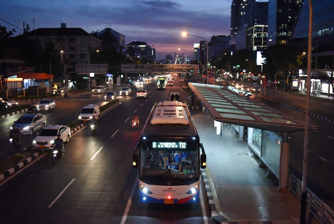 Transjakarta Sampai Jam Berapa? Jadwal Operasional Terbaru
